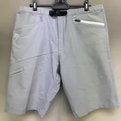 DESCENTE ハーフパンツ　グレー　サイズOのサムネイル