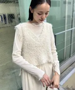 mystic ラメシャギーニットベスト