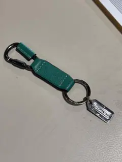 COACH グリーンレザーキーホルダー・カラビナ付き
