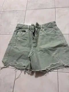 ZARA ライトグリーン ショートパンツ EUR 36