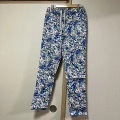 花柄　レディースパンツのサムネイル