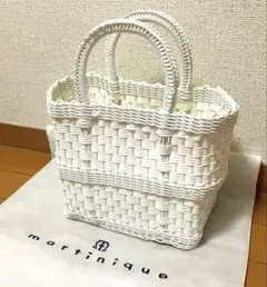 Item thumbnail for item 64af683e-4ef0-4a7a-934c-84e573524c9c