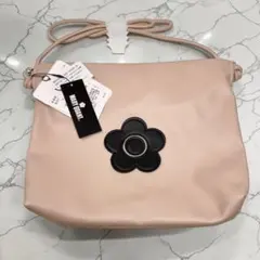 新品 MARY QUANT デイジーパッチドロスト ショルダー ピンクベージュのサムネイル