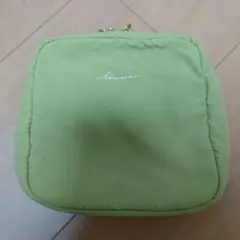 Item thumbnail for item 85f913ce-3a21-492b-a99b-5f54452b9383