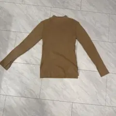 SLY ベージュ タートルネック セーター