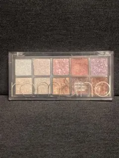 アイシャドウパレット　韓国コスメ