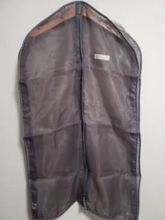 Max Maraの洋服カバー