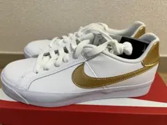 【新品】スニーカー AO2810-109 24cm NIKE ナイキ