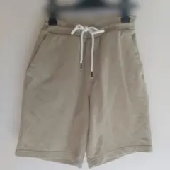 GUベージュ両脇&後ろポケット3個有り ショートパンツ (紐付き)