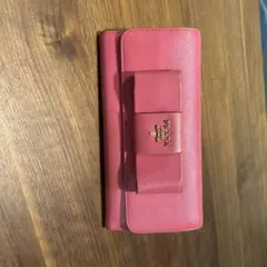 PRADA リボン付きピンク長財布プラダ