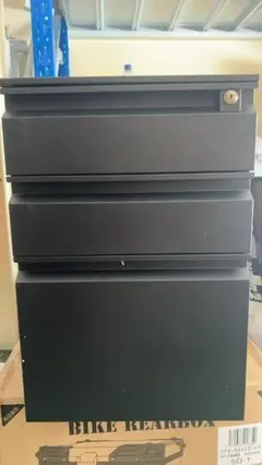 中古オフィスワゴン幅40 鍵付き 完成品 3段 キャスター付き ブラック