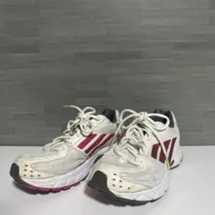 アディダス スニーカー ホワイト×ピンク レディース ランニングシューズ 23㎝