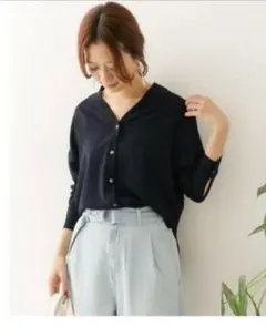 アーバンリサーチ　ドアーズ　Vネック　とろみ　ブラウス　シャツ