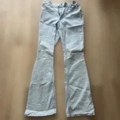 H&M フレアジーンズ　ライトブルー 152cm