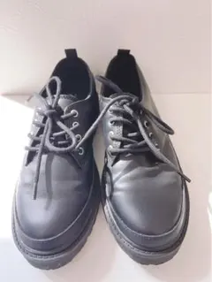 【美品】ZARA21.5cm相当 ローファー レースアップ 黒 ザラ マニッシュ
