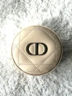 ほぼ新品！Dior ディオールフォーエバークッションパウダー ラベンダー 10g
