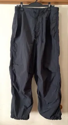 ナイロンパンツ ワイドパンツ