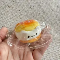 スクイーズ　ねこ　シュークリーム