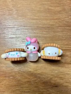 サンリオキャラクターズ　スモアサンド　キャンディドール