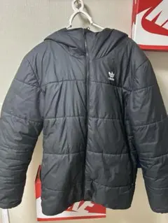 値下げ交渉可能　adidasフード付きダウン