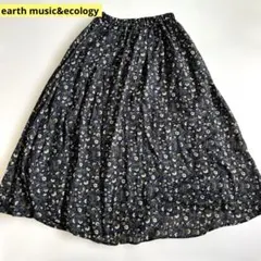 earth music&ecology 　フレアスカート　ロング　ネイビー　花柄