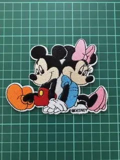 LOVE♡新作❤️❂ラブ❣ミニー❂ミッキー❥ワッペン✶ディズニー 
