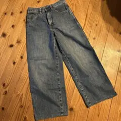 ユニクロ　ワイドデニムパンツ