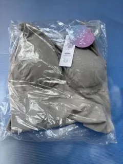ブラトップ 3Lサイズ グレー カップ付き インナー　ふふふなここちのサムネイル
