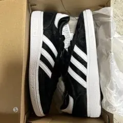 新品未使用　adidas HANDBALL SPEZIAL 24㎝