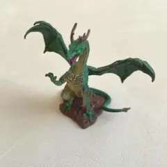 廃版　海洋堂　ミュージアム限定フィギュア　ドラゴン