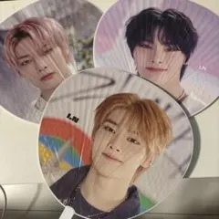 2025年最新】straykids アイエン うちわの人気アイテム - メルカリ