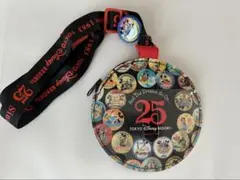 東京ディズニーリゾート 25周年記念 パスケース ストラップ付のサムネイル