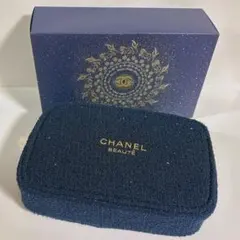 【新品】シャネル　ポーチ　2025年　ホリデー　クリスマス限定　箱付き