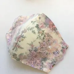 レース立体マスク　マスクカバー  小さめ