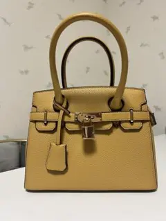 イエロー レザー風 ロック付きハンドバッグ