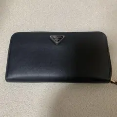 PRADA ブラック レザー 長財布