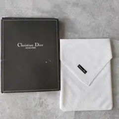 Item thumbnail for item e31344f7-8ad8-4282-991b-1f44b3d2420b