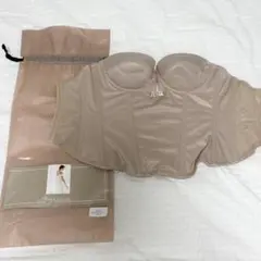 アイリーナ（Aylina）ブライダルインナー ビスチェ D65 ベージュ 美品