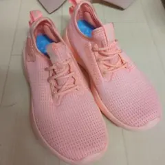 2/9まで値下げ！New Balance ピンク スニーカー