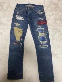 ダメージ加工デニムパンツ