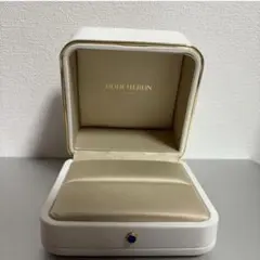 【希少】Boucheron リングケース ホワイト　白　ブシュロンのサムネイル