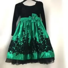 ドレスグリーン