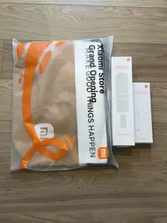 Xiaomi シャオミ ノベルティ カバン 折り畳み傘 スマホストラップのサムネイル