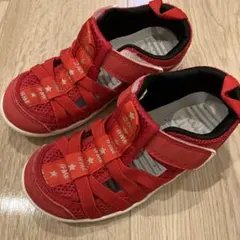 Item thumbnail for item 57b5d130-cc08-4d97-b7d2-839f115be57d