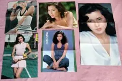 多岐川裕美　ポスター・ピンナップ＆雑誌表紙・グラビア他切り抜きセット
