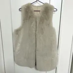 Pizzo Bianco ピッツォビアンコ ファーベスト 美品 - メルカリ