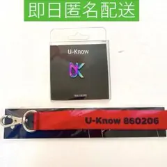 【公式】東方神起 ユノ ピンバッチ　UK ホログラム　ネームタグのサムネイル