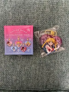 セーラームーン ハートラメアクリルキーホルダー