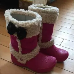 crocsボアブーツ キッズサイズのサムネイル
