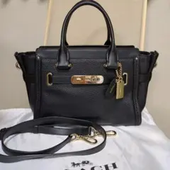 美品状態良し　COACH✨BLACKレザー ショルダー付きバッグ